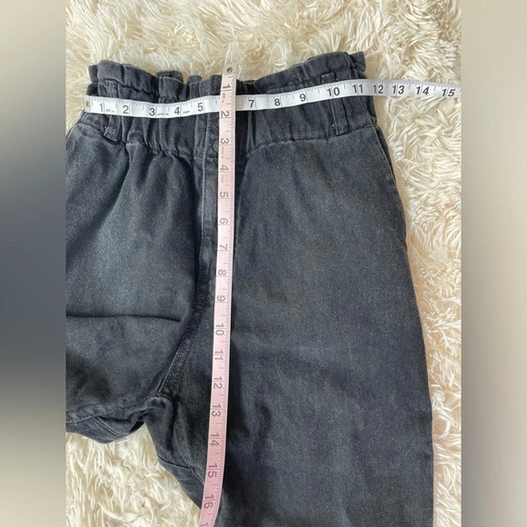 Zara elastic high waist paper bag mom jeans raw hem washed black size 2 - Picture 3 of 7